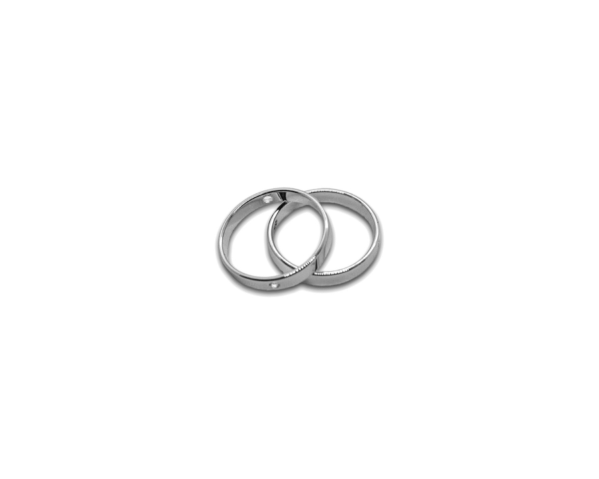 Кольцо гладкое с двумя маленькими отверстиями; цвет серебро, 14мм